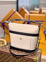 Louis Vuitton Cruiser PM White M57813 - 6