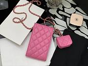 Chanel air pod phone case pink - 4