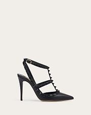 Valentino Black Leather Rockstud high heels - 2