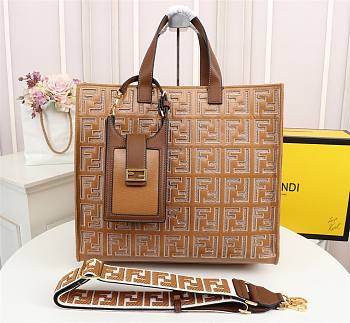 Fendi FF monogram totebag in brown F0608