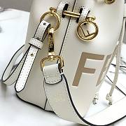 Fendi MON TRESOR white FF leather bag - 5