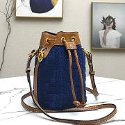 Fendi MON TRESOR blue FF leather bag - 2