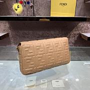 Fendi Baguette beige leather bag 32cm - 2