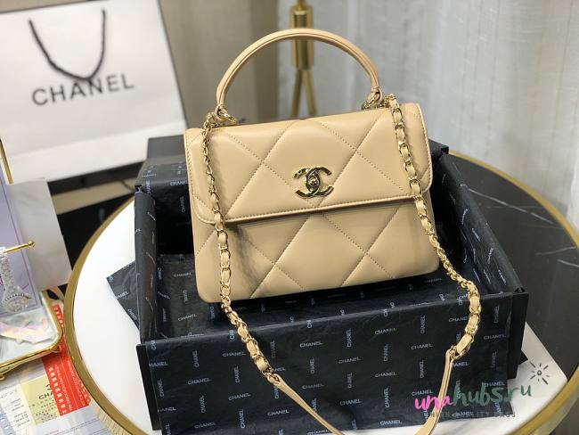 Chanel lampskin trendy handle flap bag beige 25cm - 1