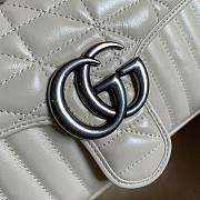 GG Marmont matelasse in white leather medium bag - 2