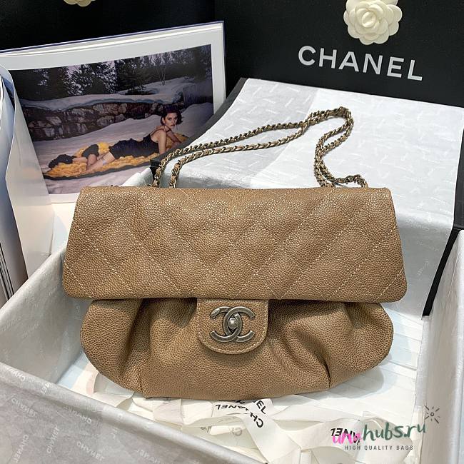 Chanel vintage beige flap bag  - 1