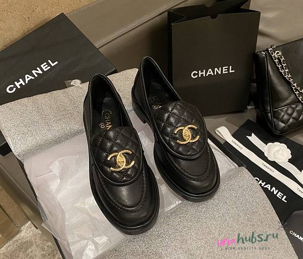 Chanel Flat Loafers White / Black / Beige  - 1