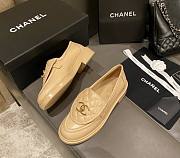 Chanel Flat Loafers White / Black / Beige  - 5