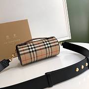 Burberry The Vintage Check barrel bag - 6