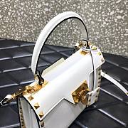 Valentino Garavani Rockstud Alcove white leather tote bag - 5