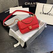 Chanel shoulder flap bag AS1459 in red - 4