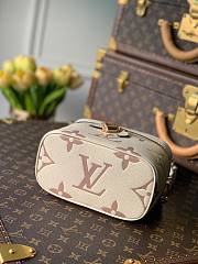 Louis Vuitton Vanity PM M45599 - 2