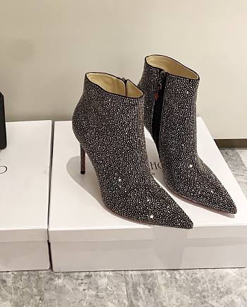 CL Dior boots 