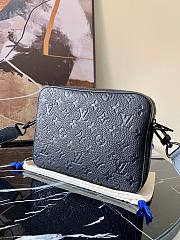 LV Steamer Messenger Taurillon Monogram M57307 - 6