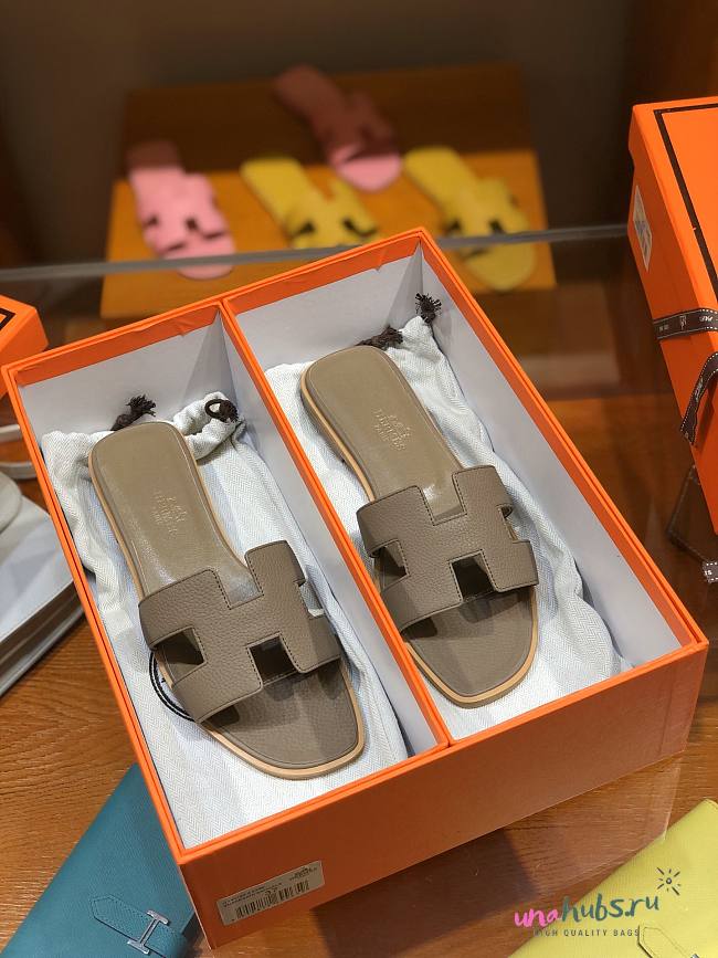 Hermes slippers 02 - 1