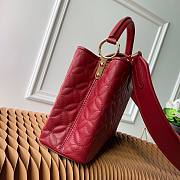 Louis Vuitton Quilting Capucines PM Red 27cm - 3