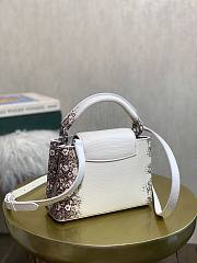 Louis Vuitton Capucines Mini White Lizard Leather 21cm - 4