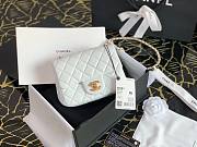 Chanel Lambskin & Gold-Tone Small Metal Flap Bag White 13cm - 6