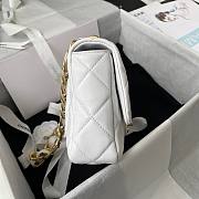 Chanel flapbag calfskin white 2020SS - 3