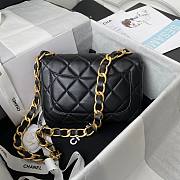 Chanel flapbag calfskin black 2020SS - 4