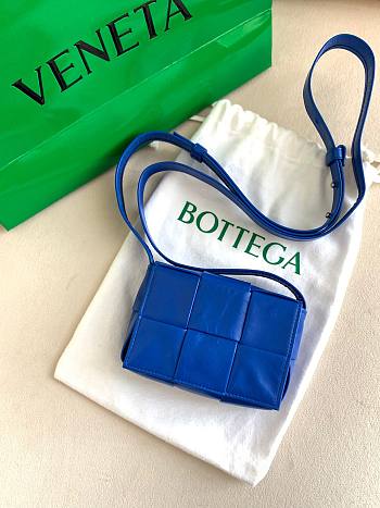 Bottega Veneta Chain Cassette Mini Blue Bag