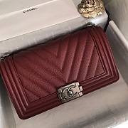 Chanel Boy Flap bag Chevron V red caviar leather 25cm - 5