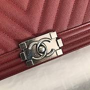 Chanel Boy Flap bag Chevron V red caviar leather 25cm - 6