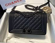 Chanel boy caviar leather all black 25cm - 1