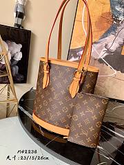 Louis Vuitton Petit Bucket Shoulder Bag M42238 - 1