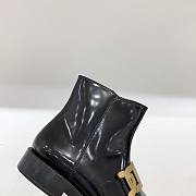 Tods patent boots - 2