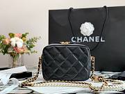 Chanel calfskin black leather with pearl chain shoulder bag - 4