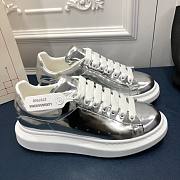 ALEXANDER MQUEEN platform Trainers in silver  - 2