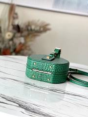 LV Petite Boite Chapeau Crocodile Green leather M43514  - 3