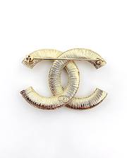 Chanel gold brooch - 4