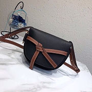 Loewe Small Gate bag in natural calfskin black 20cm - 1