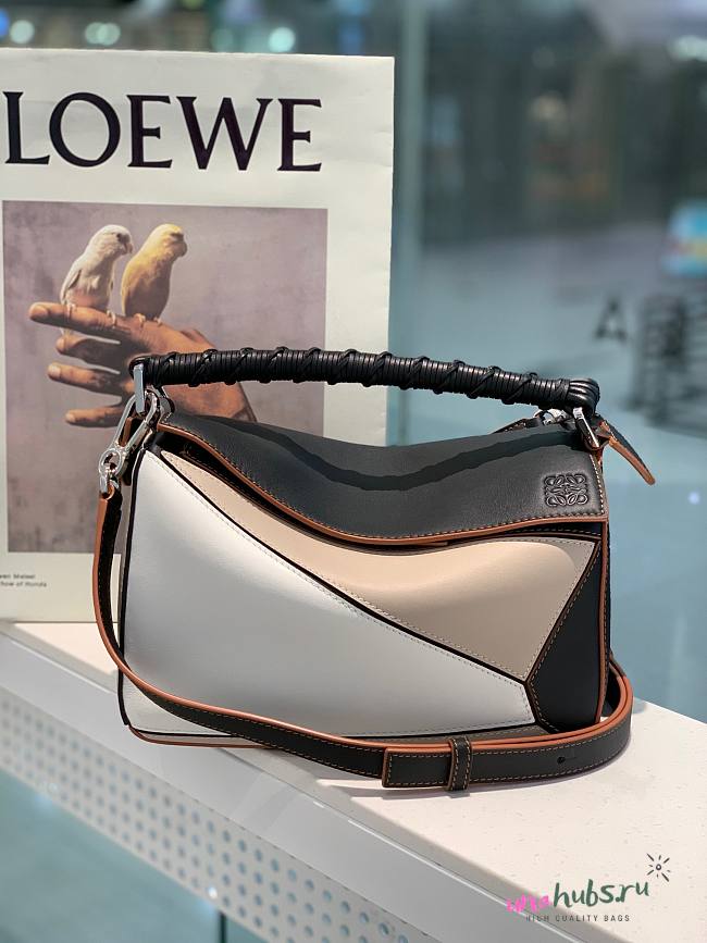 Loewe Black/ White Smooth Small Puzzle Bag - 1