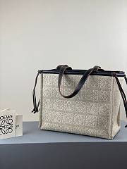 Loewe cushion tote bag  - 5