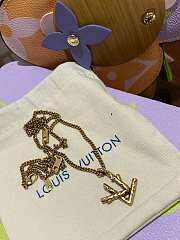 Louis Vuitton LV logo necklace  - 2