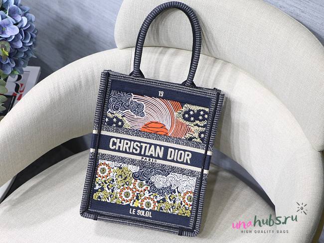 Dior mini book tote embroided orange - 1