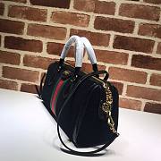 Gucci gg supreme black velvet handle bag  - 3