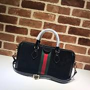 Gucci gg supreme black velvet handle bag  - 2