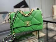 Chanel 19 Flap Bag Green 26cm - 1