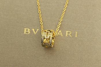 BVLgari necklace 02