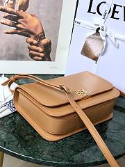 Loewe Goya leather shoulder bag in brown - 2