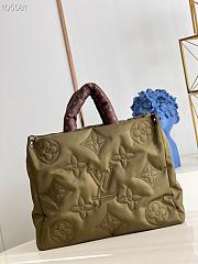 Louis Vuitton New Onthego Green GM bag - 5