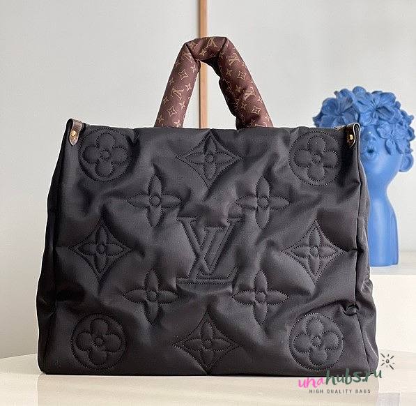 Louis Vuitton New Onthego Black GM bag - 1