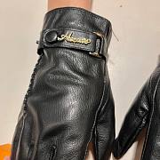 Hermes leather gloves in black - 3