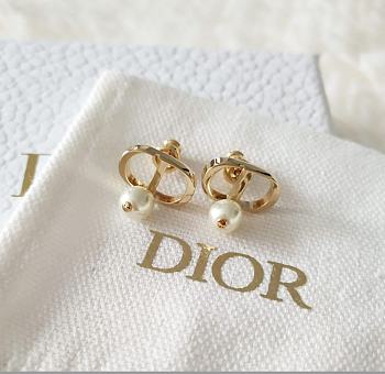Dior pearl gold earings