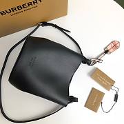 Burberry Haymarket small black tote bag - 4