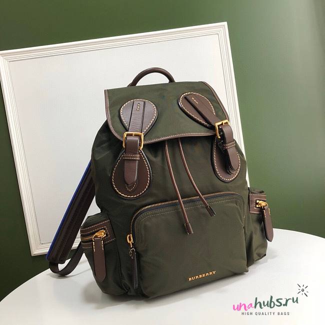 Burberry green backpack - 1